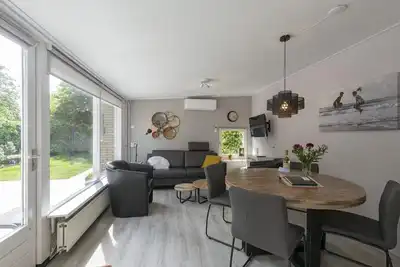 Image de Een Zeer Comfortabel Vakantiehuis op Park Duinland in Sint Maartenszee