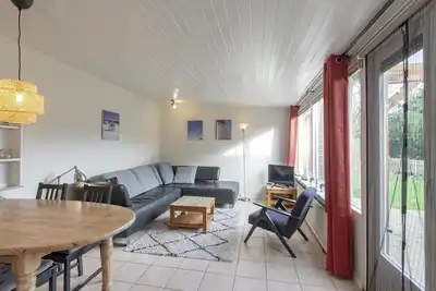 Image de Vrijstaande Bungalow met Veel Privacy aan de Rand van het Park Duinland