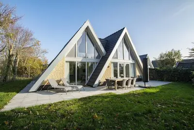 Image de Luxe en Stijlvol Ingericht Xl- Vakantiehuis op het Sandepark, Slechts 800 Meter Vanaf de Strandopgang van Groote Keeten