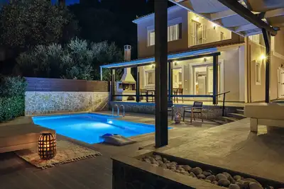 Image de Sun Villa View - Trois Chambres Villa, Couchages 7