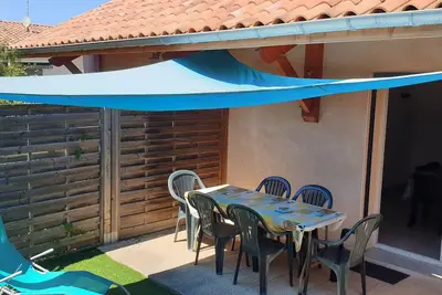 Image de Maison de ville Duplex, plage, lac, centre-ville à 400m idéale pour les familles
