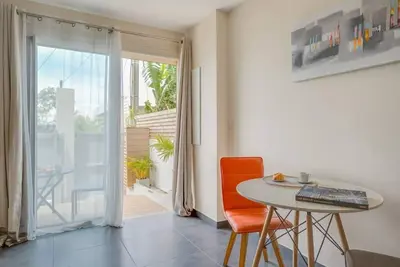 Image de Studio Centre Ville - Vue mer!