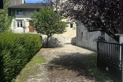 Image de La Fruitière - Poncin - Gîte