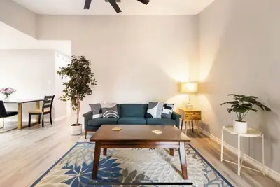 Image de New! Renovated 2b2b near Best Austin Bbq