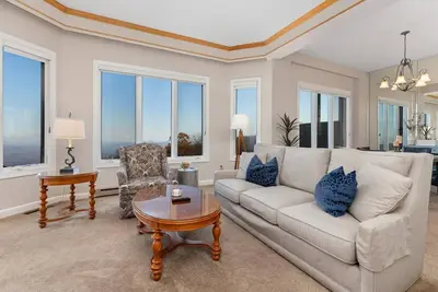 Highridge Court 30 with Wintergreen Advantage