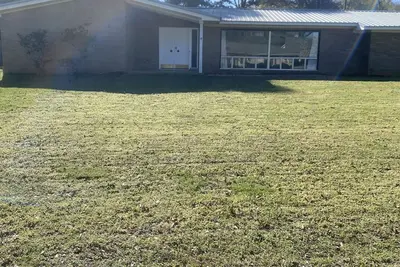 Image de Charming 3-bedroom 2 bath house with beautiful Lake Guntersville views