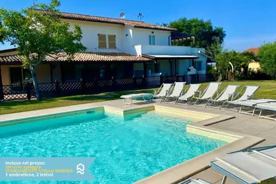 Image de Viva4 - Numana, new three-room apartment in villa with swimming pool
