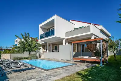 Image de Superbe maison Ă Skuncini stani