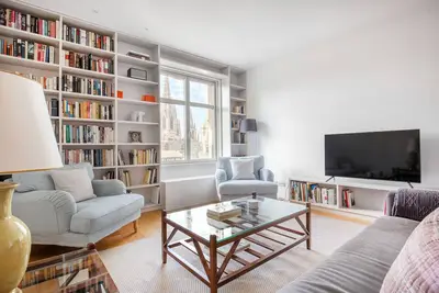 Image de Magnificent El Born 2br, Great Views, by Blueground