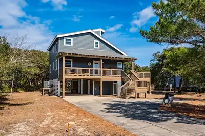 Image de Reel Catch: Hot Tub, Close to the beach in Southern Shores!