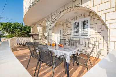 Image de Appartements Loncar (33483-A1) - Vir - île de Vir