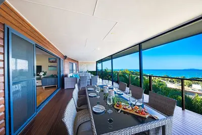 Image de Nautilus on Nara - Spacious Airlie Beach Holiday Home with Ocean Views (Pets on