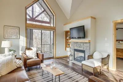 Image de Nisswa Townhome w/ Boat Slip + Gull Lake Access!
