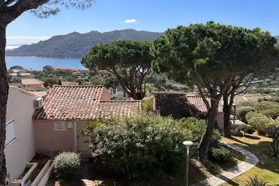 Image de Appartement vue sur la baie de Santa Giulia - 4 personnes