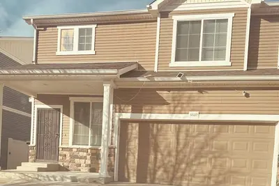 Yedengel Modern home in Green Valley Ranch