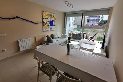 Appartement à Llançà: 2 chambres, terrasse, parking, proche plage et port