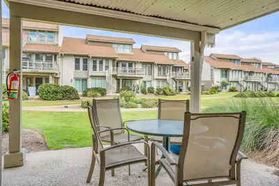 Image de 115 Capt John Fripp Villa - New to Vrbo! Resort Access Included!