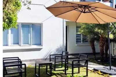 Image de Encantadora Casa con JardĂn