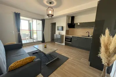 Image de T3 Rénové avec Loggia, Clim et Parking à Argelès-sur-Mer