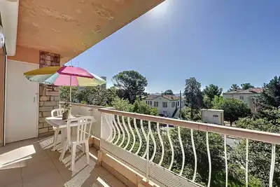 Image de Appartement Moderne et Lumineux Ă 2 Pas de la Plage, Parking Inclus