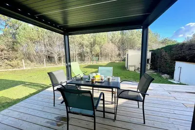 Image de Maison Cosy à La Sauzaie avec Jardin Clôturé, Pergola Bioclimatique et Wifi