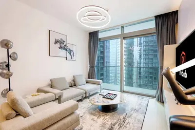 Image de Luxury 2br Waterfront Oasis in MarinaGate - Livbnb