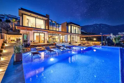 Image de Fantastic Villa for 14, Gym, Sauna, Jacuzzi, Cinema, Games etc.