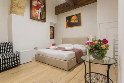 Image de Indian Red Room by Wonderful Italy