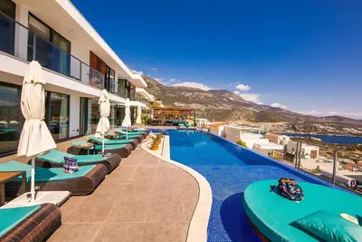 Image de Fantastic Views, Infinity Pool, 5 En-Suite Br, Quite Location