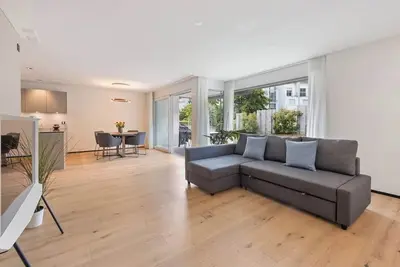 Image de The R Apartment Zugerberg - Ev Wallbox - Terrasse