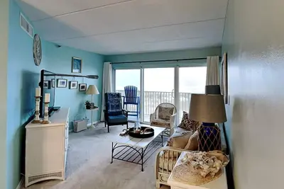 Image de Beach View | Easy Access to the Sand + Community Pool!