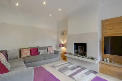Image de Pass the Keys | Large Family Home