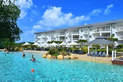 Image de Resort on the Beach 5114 15 with resort Pool