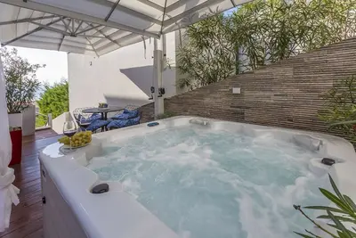 Image de Vue panoramique et jacuzzi