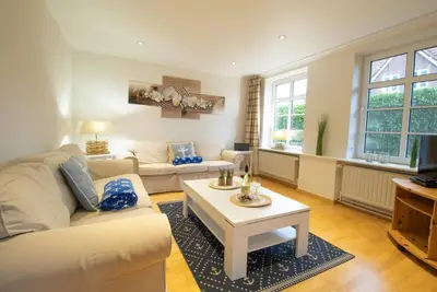 Image de Ferienhaus Seestern - Familienfreundliches Ferienhaus fĂĽr 5 Personen mit Sauna und Garten. Hunde Willkommen!