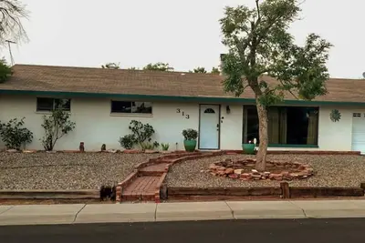 Image de 4-bedroom home minutes from Antelope Canyon and Horseshoe Bend, Rv/Boat Parking