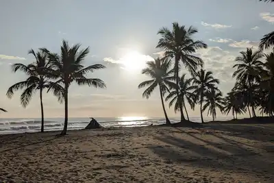 Image de Olympus Beachfront Condos - Oceanfront Condo -