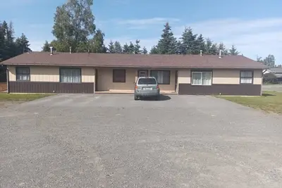 Image de New 2025 Subaru Car Rental Included! Minutes from Kenai River. 2 bed 1 bath.