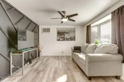 Image de Covered Patio, Gas Grill & Yard: Sheridan Home!