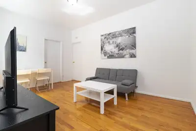 Image de Upper East Two Br near Central Park Nyc