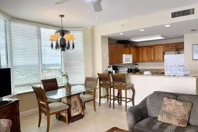 Image de Lakeside 2 Beds 2 Bath 2 Balcony