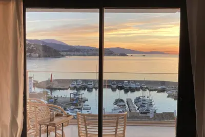 Image de Appartement \"Icon Marina B\" avec vue sur la mer, Wi-Fi et climatisation