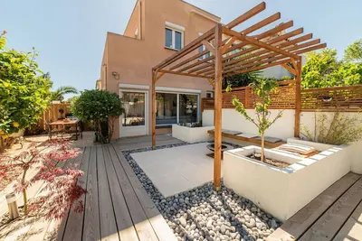 Image de Appartement 'Domaine Los Reyes' avec vue sur la mer, Wi-Fi et climatisation