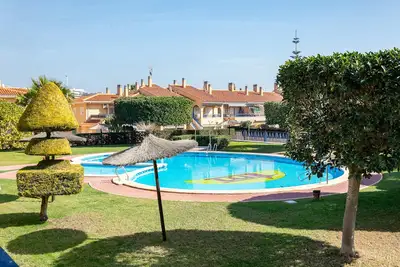 Image de Maison de vacances 'Micasita' avec piscine partagée, Wi-Fi et climatisation