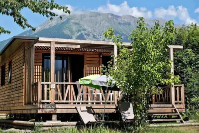 Image de Chalet Boscodon Premium 3 ch avec sanitaires 6 personnes