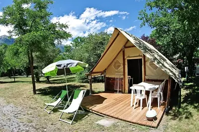 Image de Tente toile et bois Insolite nature sans sanitaire 4 personnes