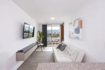 Image de Modern design & cozy apt in the heart of Laureles