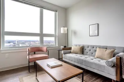Image de Terrific Brighton 2br w/ Gym & W/D, nr Transport Stops, by Blueground