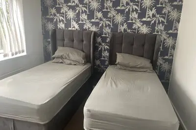 Image de 4 Bed Comfy House in Birmingham