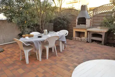 Image de Villa Mitoyenne 6 Pers avec Terrasse, Bbq, Parking et Wifi à Grau d'Agde